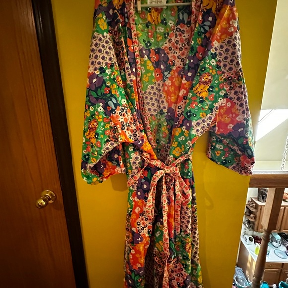 Printfresh Multicolor Floral Robe - Picture 2 of 5